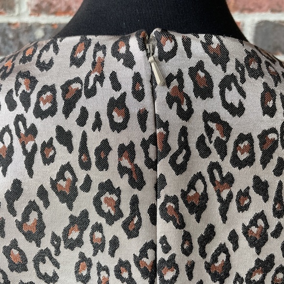 Banana Republic Leopard Dress - Ruffled Sleeves - Size 2 - - Picture 6 of 9